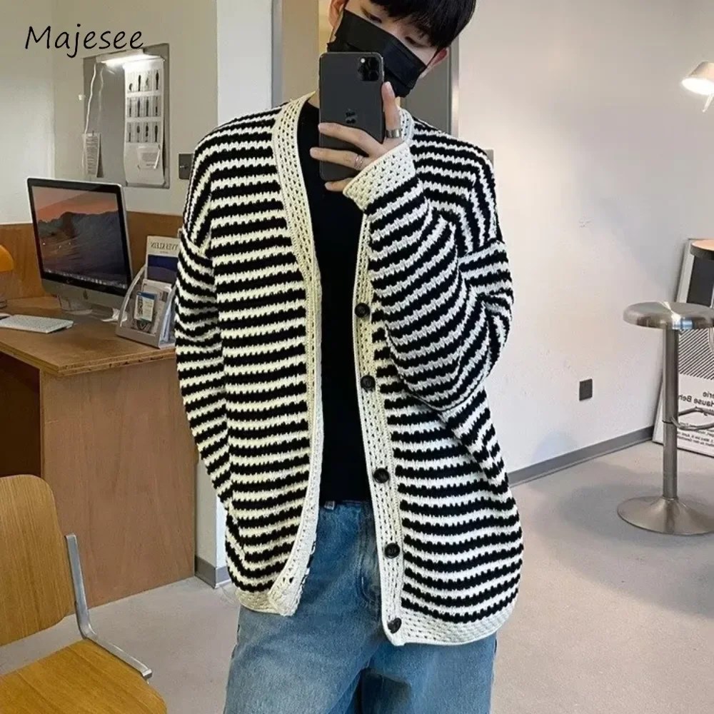 

Cardigan Men Single Breasted Hollow Out Striped Loose Classical Korean Style Hipster Young Long Sleeve Spring Autumn Slouchy