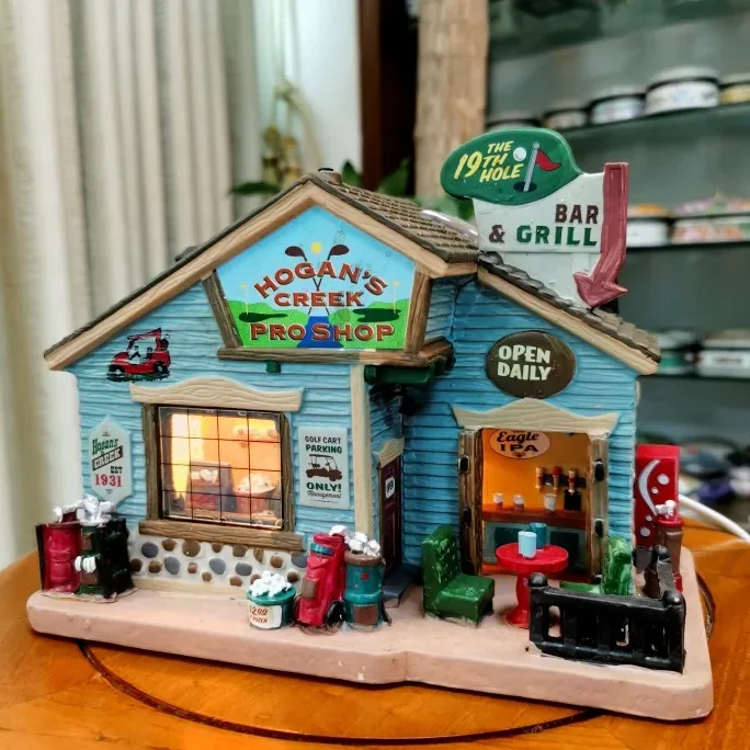 Lemax Creative Ceramic Painted Night Lamp House Miniature Version of European Building Home Furnishing Living Room Ornament Gift