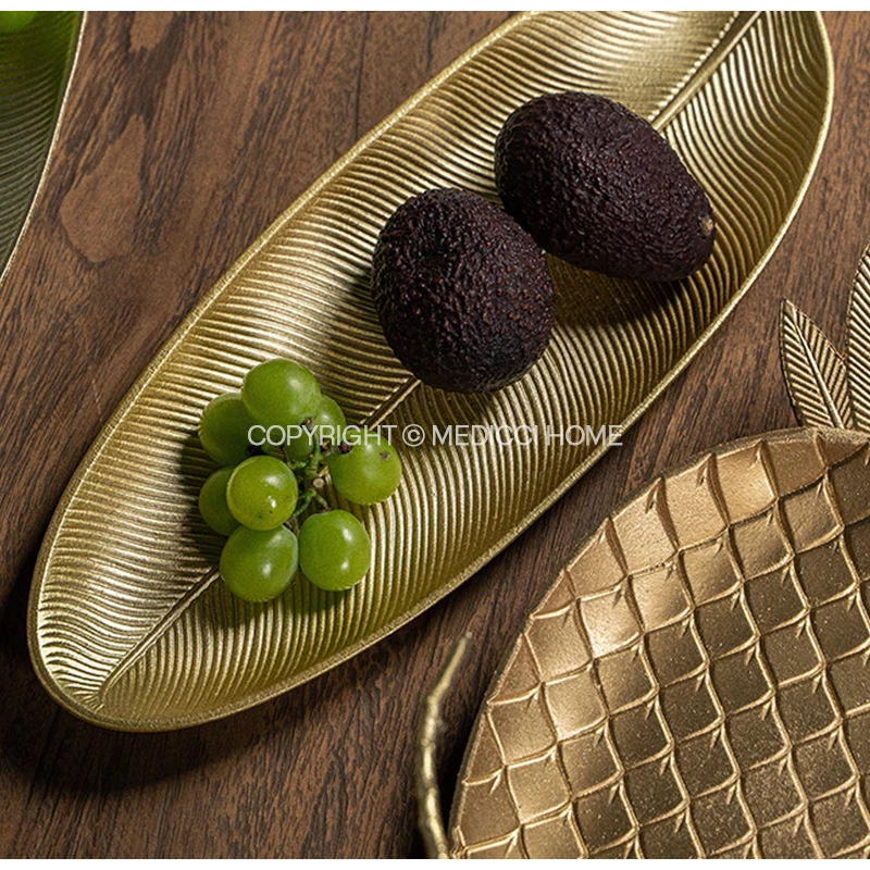 Medicci Home Leaf Shape Refreshment Tray Gold Paint Wooden Fruit Tray Dessert Snack Plate Modern Decorative Tableware 14.5x40cm