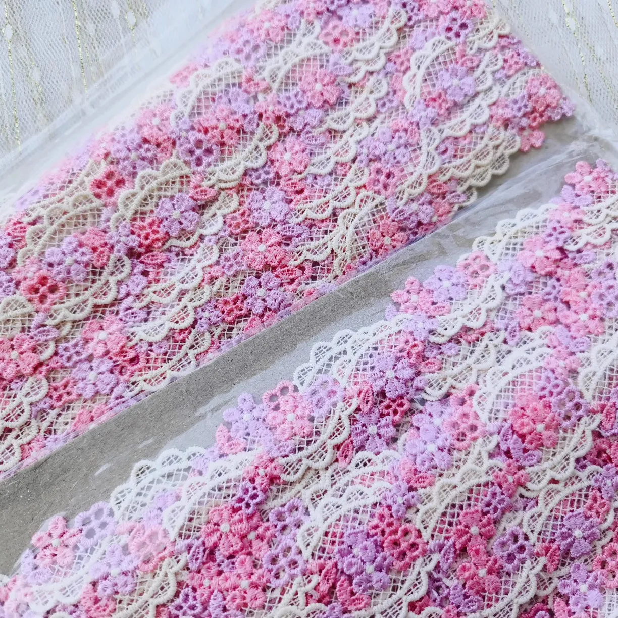 15Yards 2cm Wide Shiny Pink Yellow Purple Hollow Flower Venise Diy Venice Lace Clothing Accessories Of Various Garment,Bra.Skirt