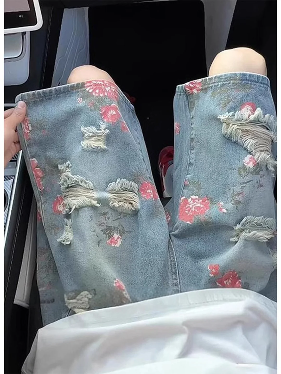 

Light Blue Washed Ripped Denim Shorts Men Summer American High Street Thin Floral Print Five-Point Pants Straight Leg Loose Fit