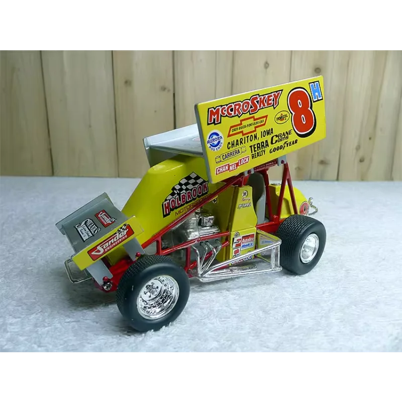 

Diecast ERTL 1:24 Scale SPRINT CAR MccroSkey 8H American Alloy Car Model Collectible Toy Gift Souvenir Display Ornament