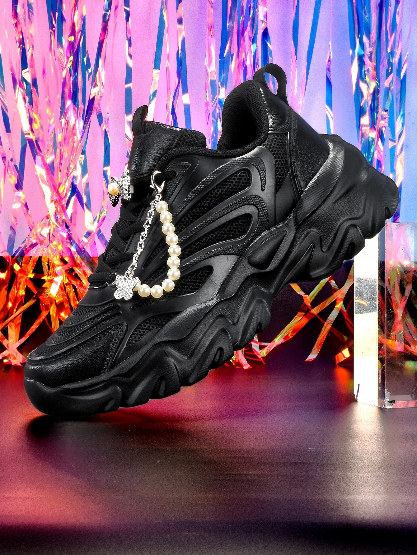 Women's 5cm Height-Increasing Thick-Soled Dad Shoes, Y2K Sweet-Cool Style, with Detachable Silver Bow and Pearl Chain Decoration, Black Casual Sneakers, Mesh Breathable Eva Irregular Sole, Unique Daily Commuter Shoes, Niche Non-Crowded Style, Versatile Soft-Soled Women's Shoes for Students