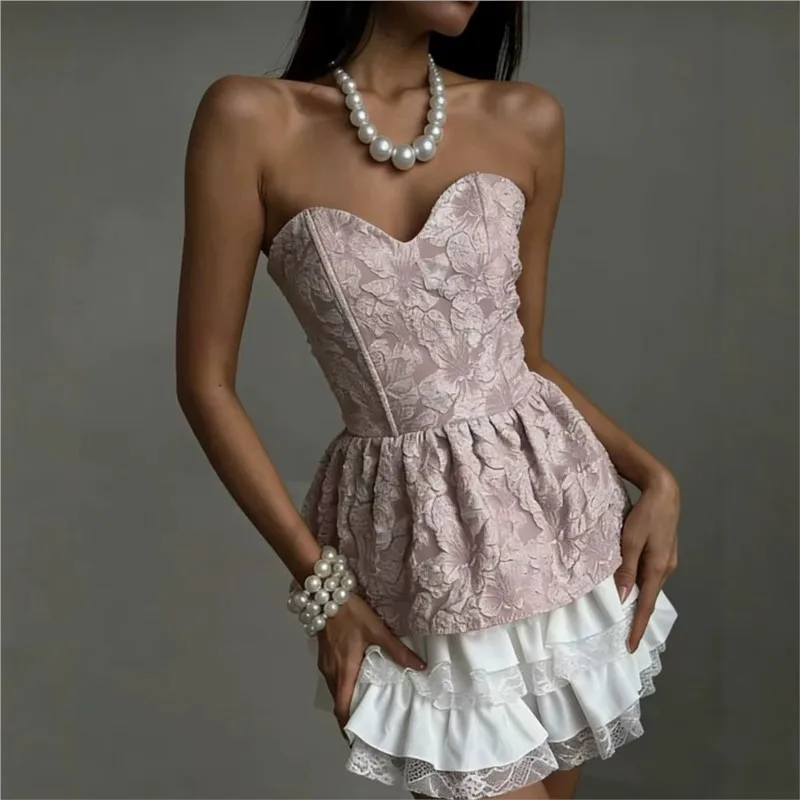 Blusas Elegantes de Jacquard Floral 2026 Verão Sexy Sem Mangas Tomara que Caia Feminina com Decote Coração e Bainha Peplum - Blusas Femininas da Moda