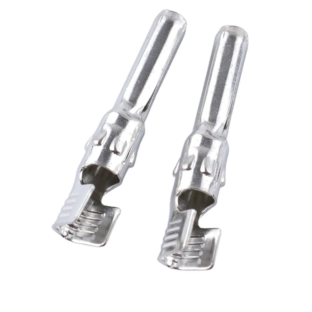 Photovoltaic Connectors For Installation Power Distributors Coupling Power Inside And Outside Waterproof Distributor