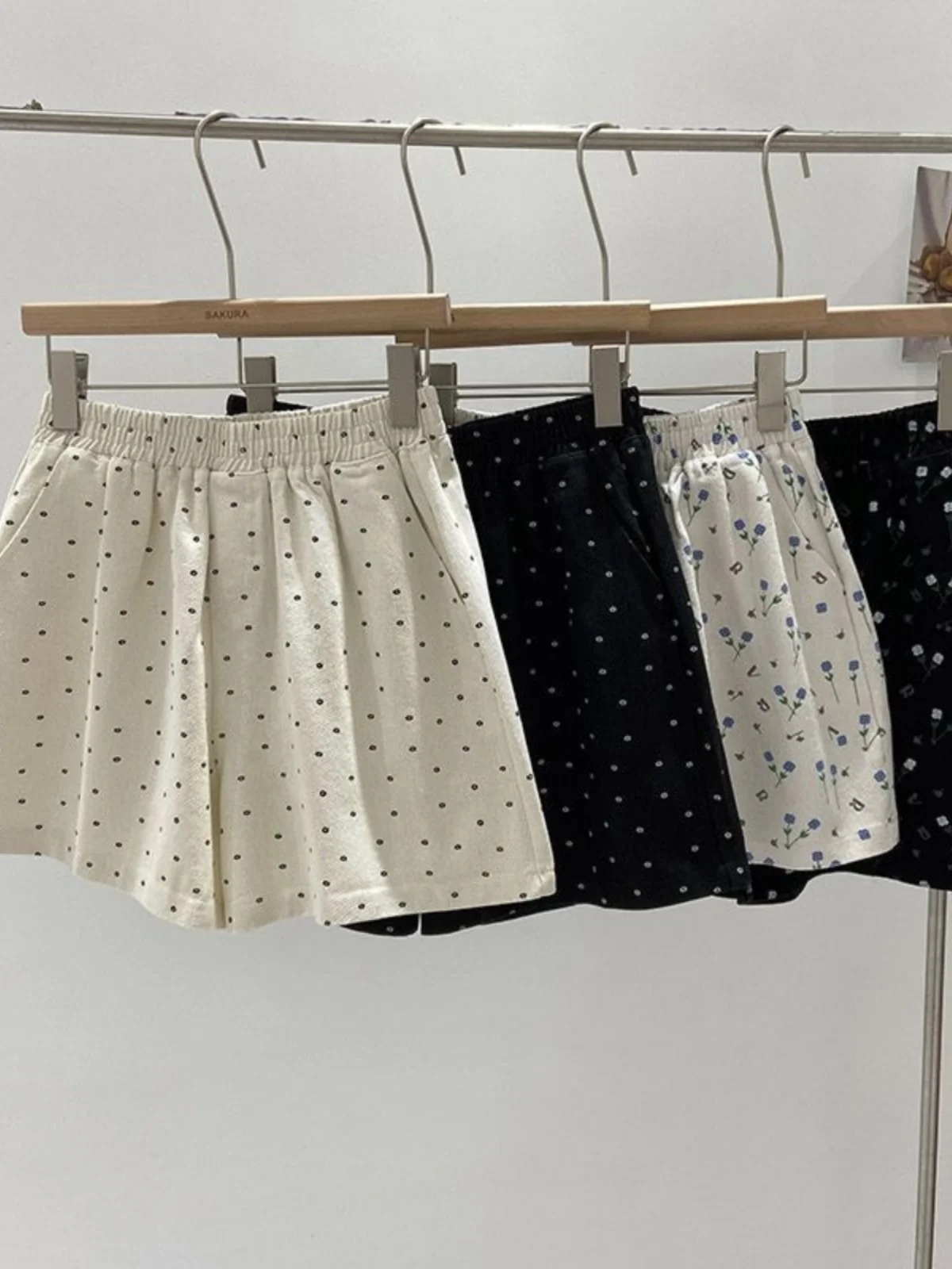 

plus Size High Waist Floral Wide Leg Short Pants Women Loose Casual Summer Slimming Versatile Comfortable Korean Style Shorts
