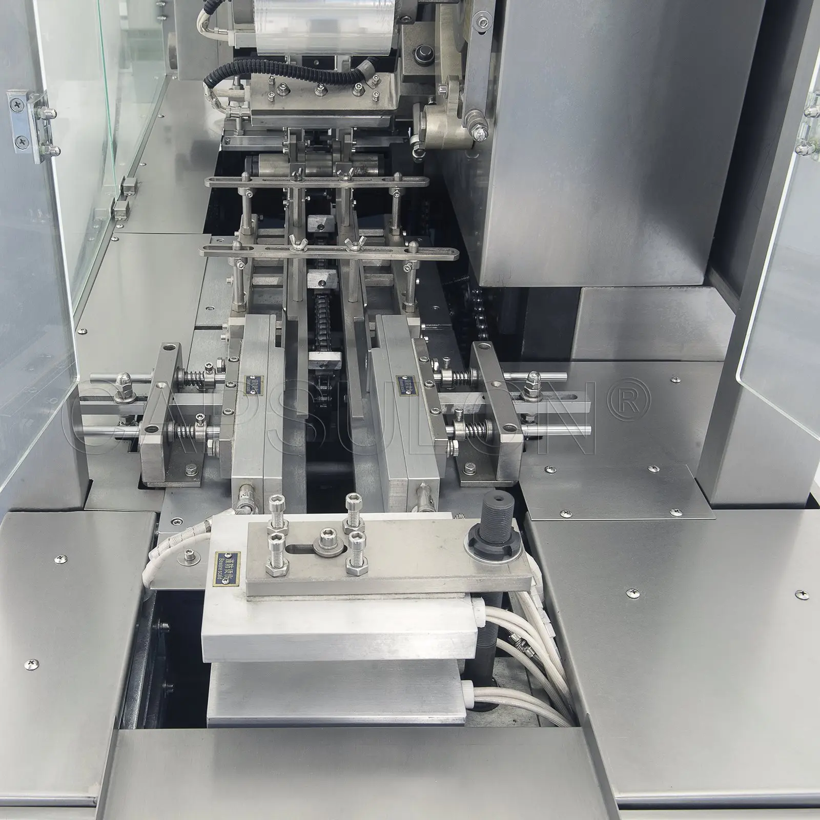 Three-dimensional Packaging Machine Bt-2000b (with Cover)