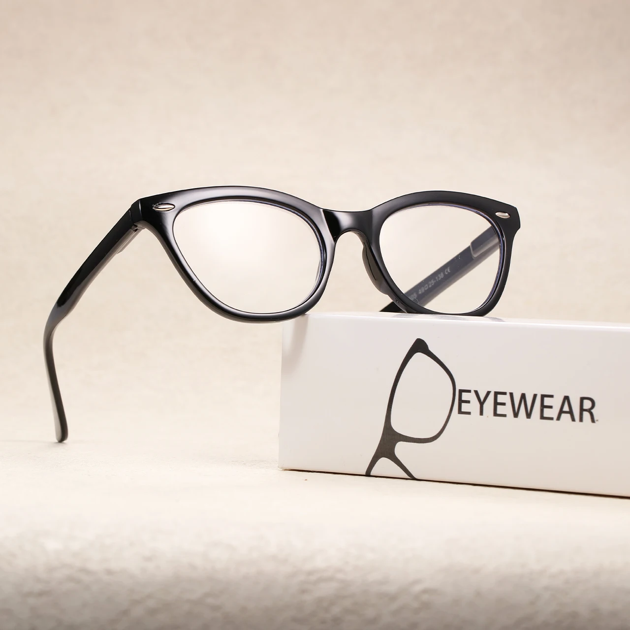 Women's Retro Cat Eye Full Frame Auto Focus Reading Glasses Fashionable Clear Lens HD Far Sight Eyeglasses L5