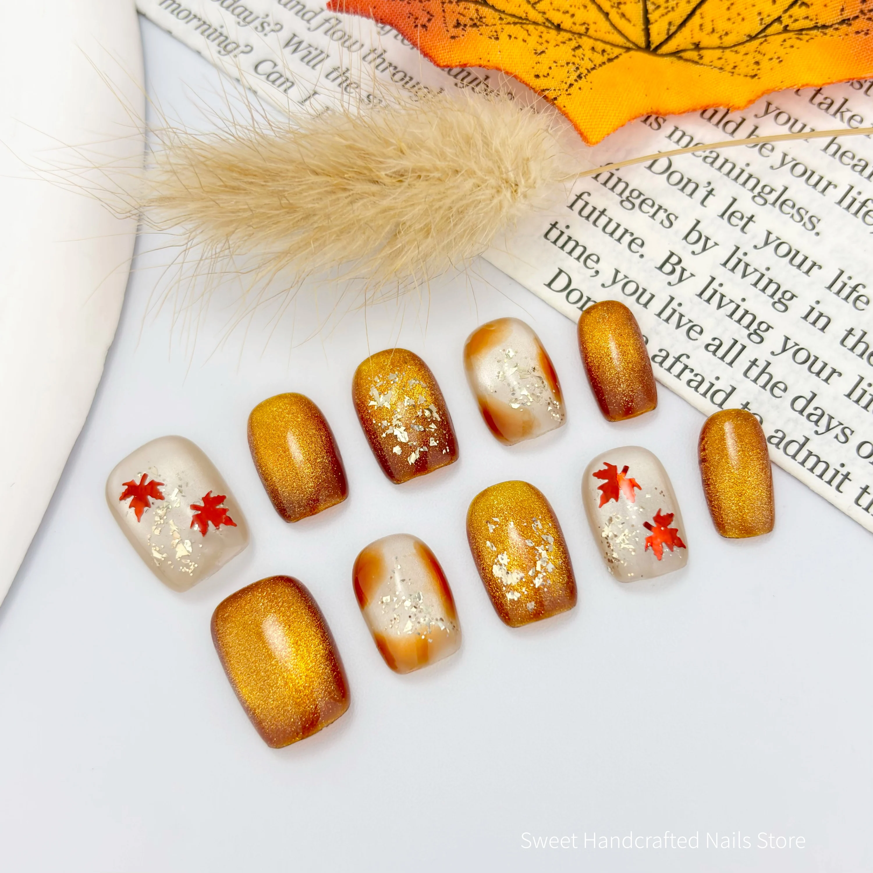 Handmade Short Square Press On Nails, Amber Caramel Warm Tone Fake Nails, Brown Gold Cat Eye Gradient with Red Maple Leaf & Gold Foil Decor, Reusable Removable Fall Nail Art for Women Autumn Daily Wear, Nail Tool Kit I