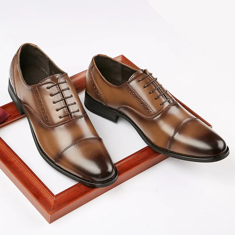 

2024 New Sculptured Round Head Genuine Business Leather Formal Dress Gentlemen's Office Professional Leisure Men's Shoes Derby