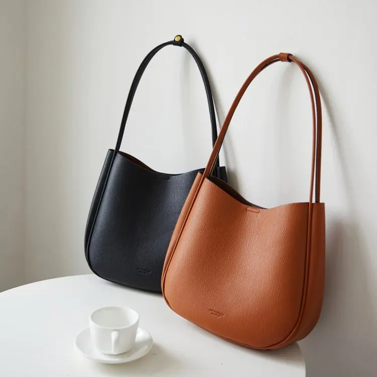 

‌Korean Style Large Tote Bag 2025 Women’s Commuter Shoulder Bag Atmospheric Bucket Messenger Light Luxury for Museum & Brunch‌