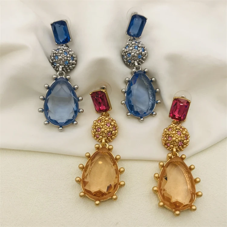 

Oscar Luxury Designer Exaggerated Catwalk Blue Colored Glass Crystal Drop Earrings for Women Gift Party Anniversary