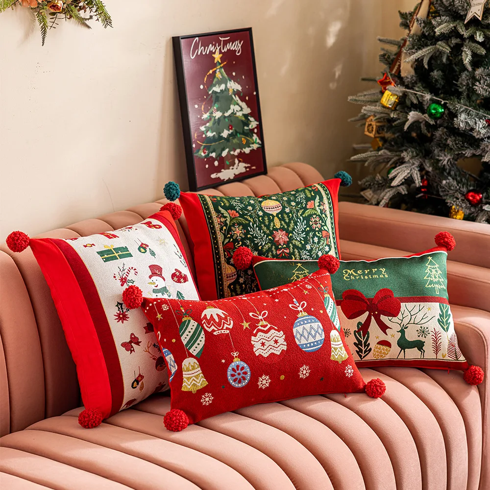 2026 Jacquard Yarn-dyed Christmas Cushion Cover Cartoon Elk Snowflake Embroidered Throw Pillow Cover Festival Pillows Decor Home
