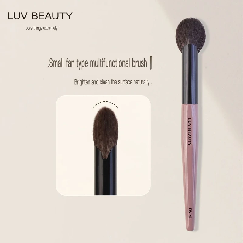 Aiwujiwu Small Fan-shaped Multi-functional Blush, Highlighting, Detail Setting, One For Multiple Uses, Wool Makeup Brush FW41