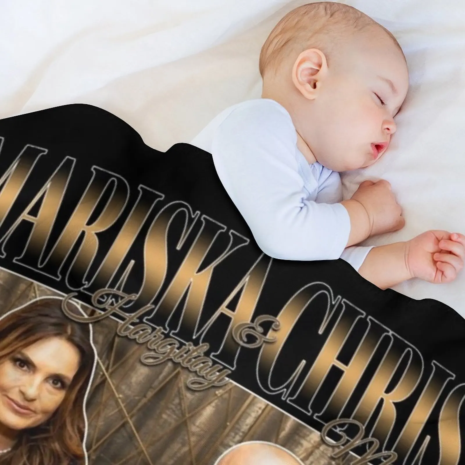 ماريسكا هارجيتاي وكريس ميلوني كريسكا في إيميس المجلد 2 90s مستوحاة رمي بطانية لبطانيات فروي رقيقة للأريكة