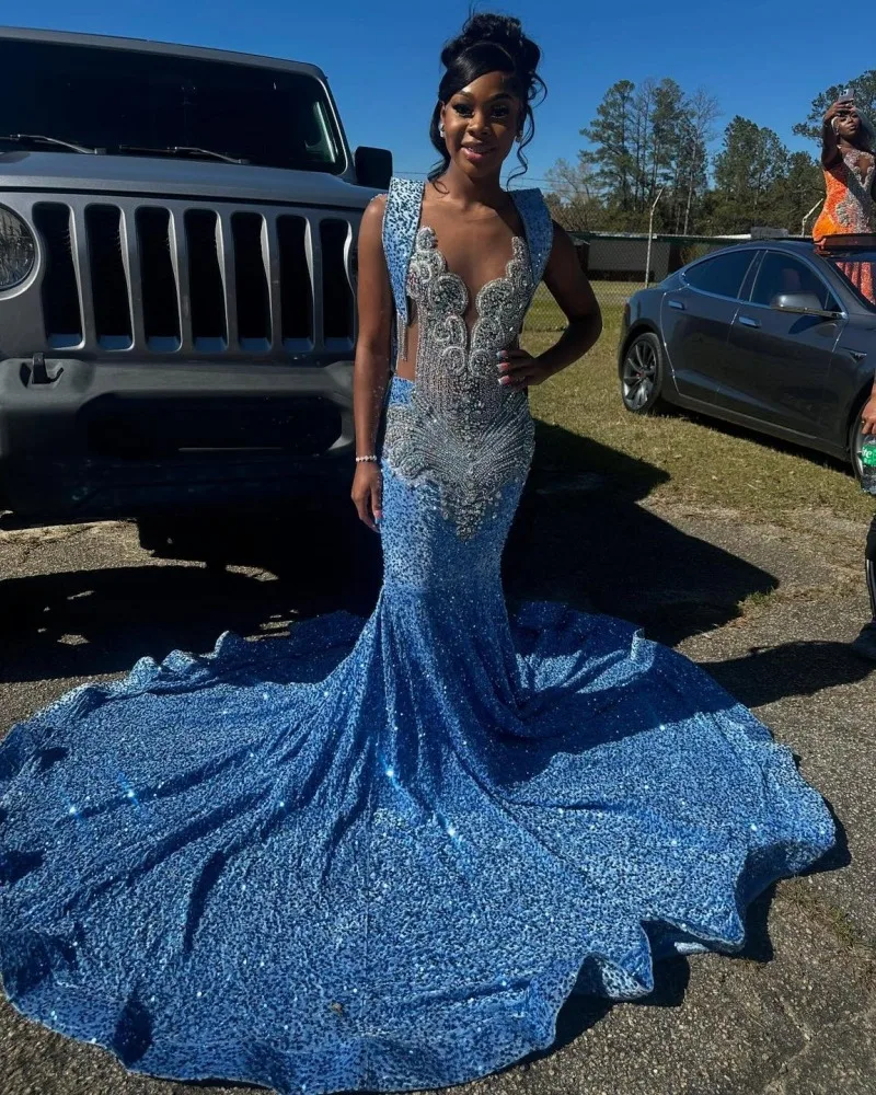 فساتين لحضور الحفلات الموسيقية بدون أكمام باللون الأزرق اللامع للفتيات الأفريقيات 2025 مطرز بالكريستال طويل حورية البحر فستان حفلات الزفاف فاخر مخصص