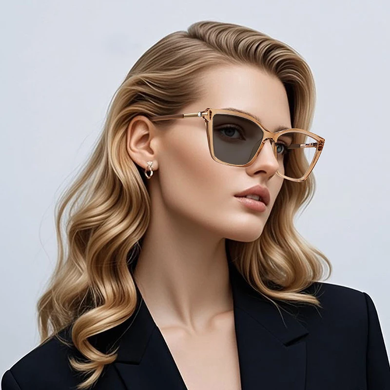 

Fashion Cat Eye Photochromic Myopia Glasses Women Large Frame Retro Nearsighted Eyelasses 0 -0.5 -0.75 -1.25 -2.25 -4.5 -5.5