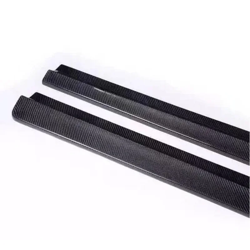 

Hot sale Carbon Fiber W204 Side Skirts for C Class W204 C204 C63 2012 UP