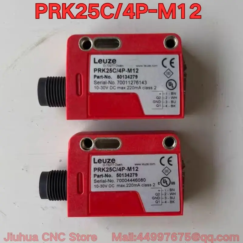 

Подержанный тест функции фотоэлектрического датчика PRK25C/4P-M12 нормально