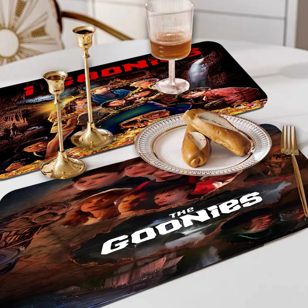 

Goonies Movie Art Kitchen Countertop Draining Mat Vintage Absorbent Mat Desktop Drying Mat Coasters Washable Tea Table Pad