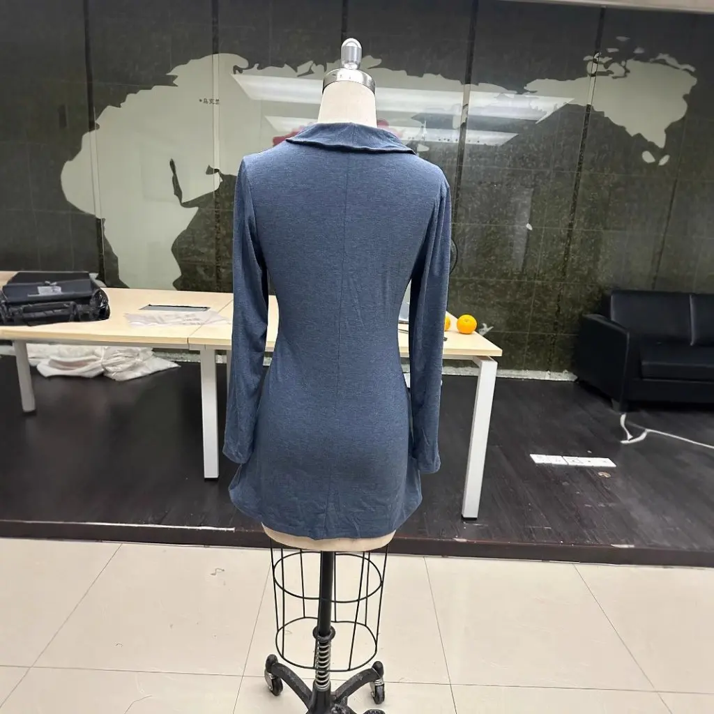 

Autumn Winter Striped Print Stitching Lightweight Fake Two-Piece Jacket Coat for Women Fashionable Color Matched Outerwear