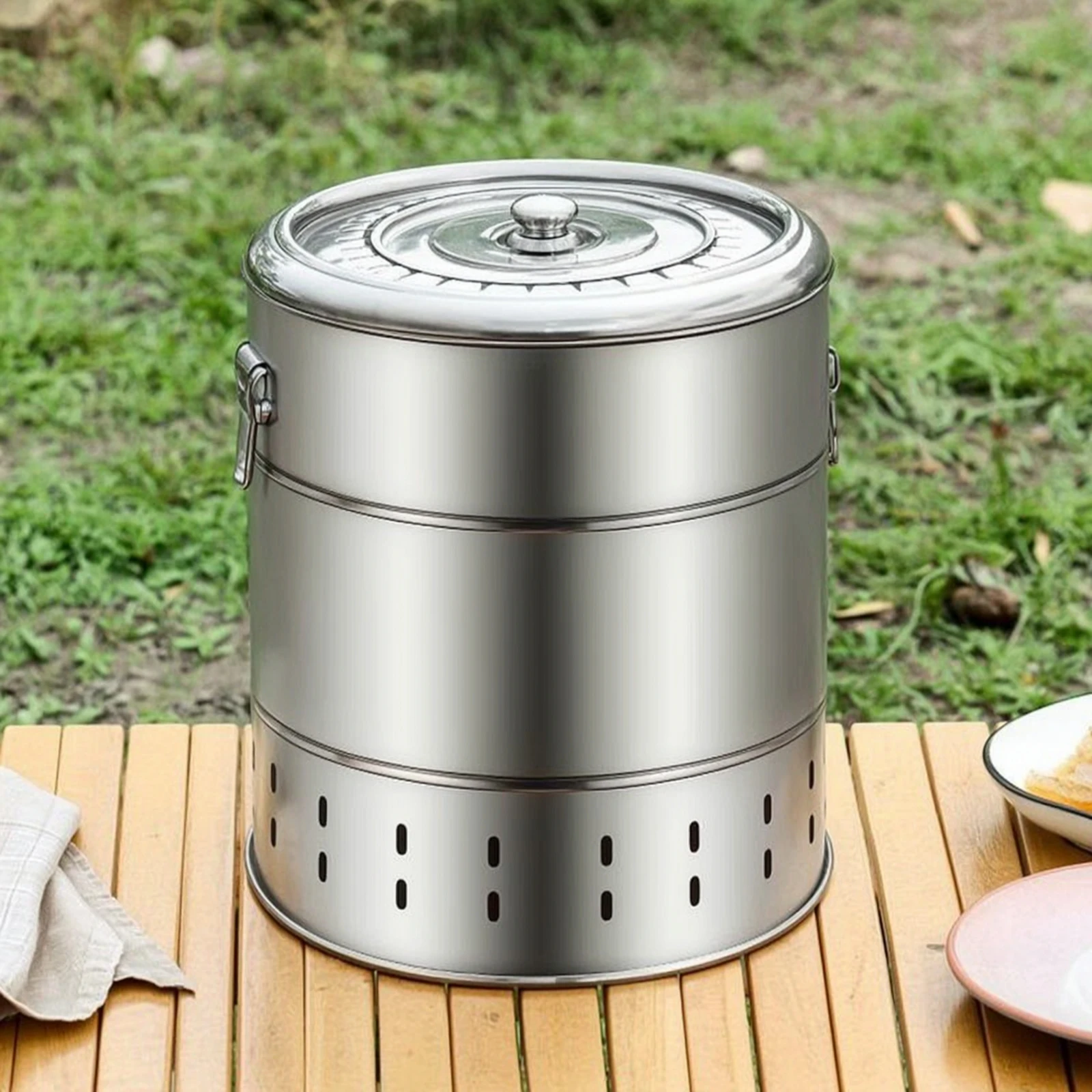 Charcoal Grill with Lid Easy to Clean Charcoal Grill with Side Handles Barbecue Long-Lasting Smokeless for Campers, Camping