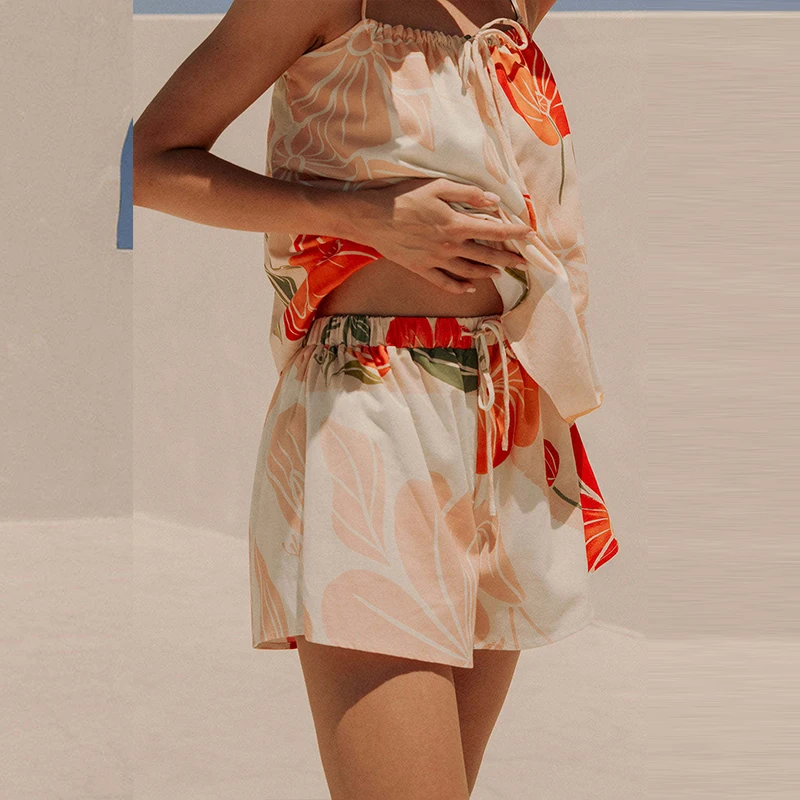 

Sexy Off Shoulder Sling Top & Short Pant Set Women Casual Sleeveless Vacation Style Suit Elegant Pattern Print Loose 2Pc Outfits
