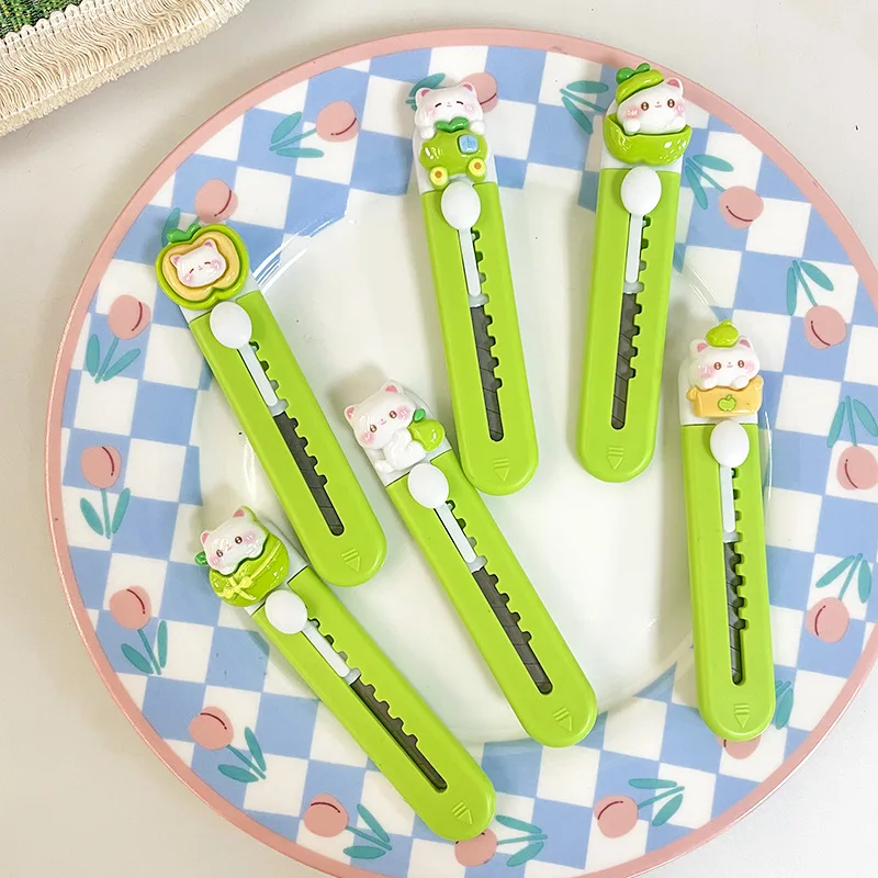 Cute Green Cat Utility Knife Retractable Knife Paper Box Cutter Portable Express Package Knife Student Paper Cutter