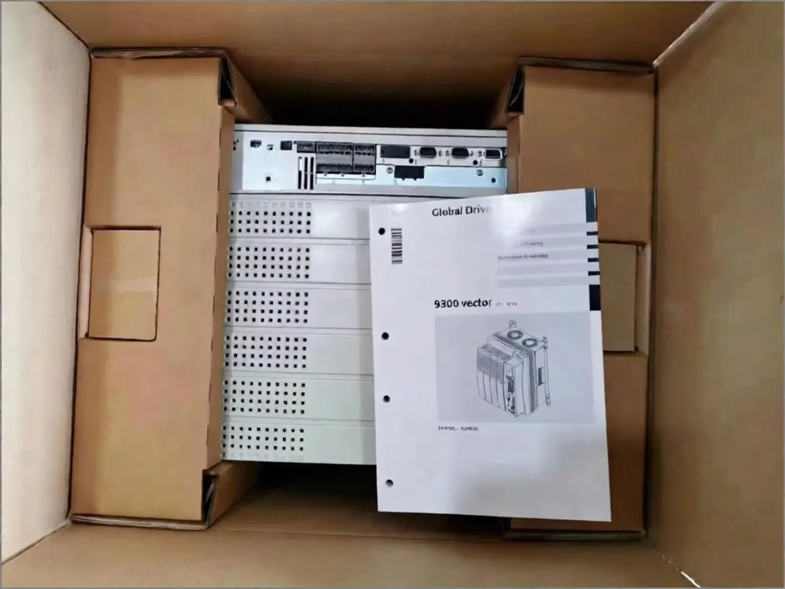 Brand new EVS9330-ESV004 EVS9330-EPV004  EVF9330-EVV004 EVS9330-ETV004 EVS9330-ERV004 EVS9330-EIV004  Warrently One-year