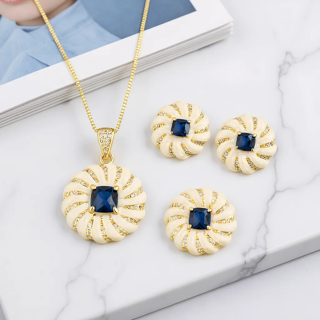 

4pcs Elegant Trendy Jewelry Set for Women Camellia Inlaid with Sapphire Necklace White Choker Bridal Wedding Earrings Party Gift