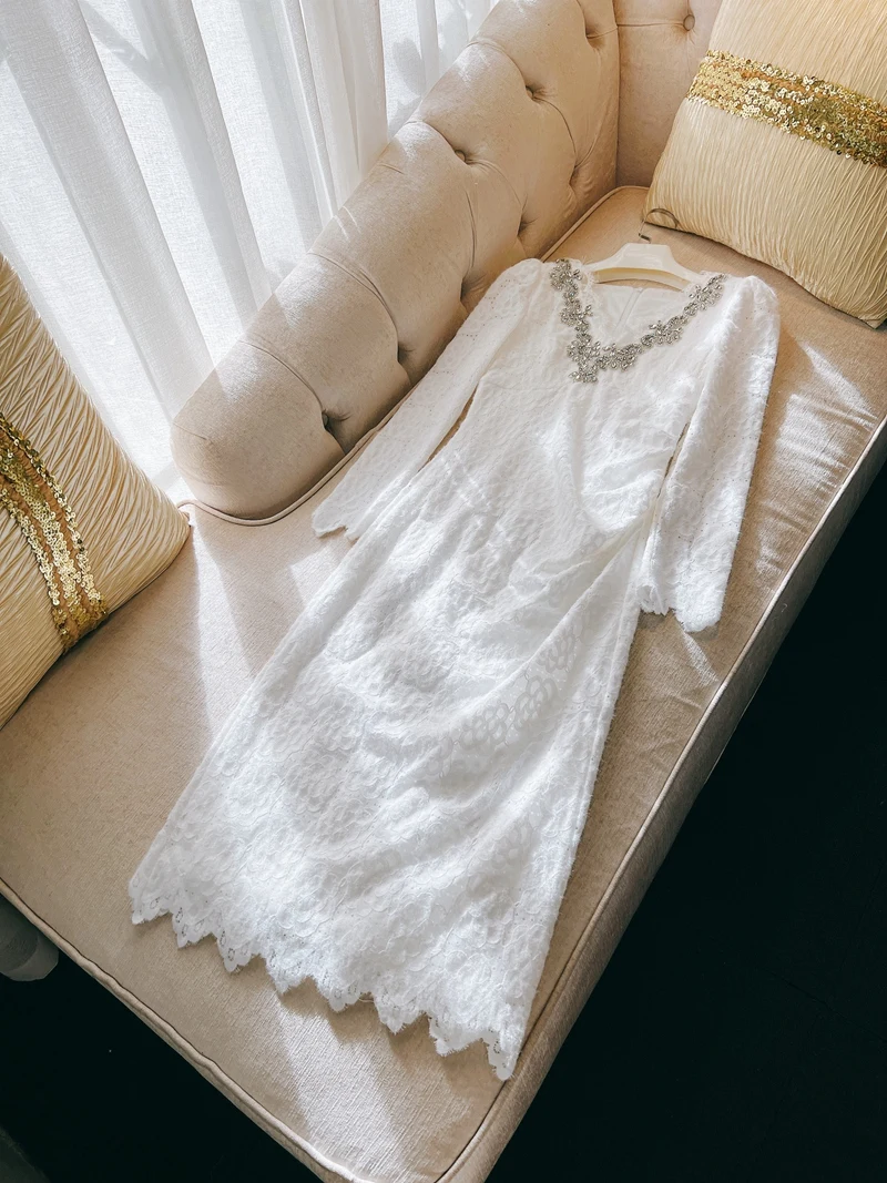 Ele Long Sve V-Ne Lace Dr with Diamond Decorations Vaion Wear Gentlewoman Sle White Floing Fabric A-Line S...