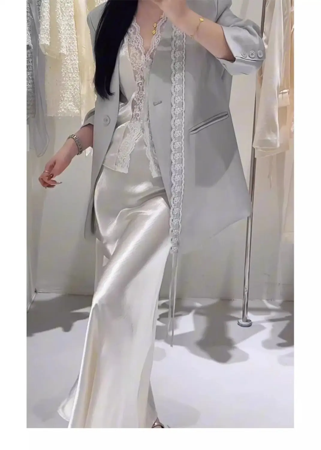 Spring and Autumn Style Professional Light Grey Suit Coat Casual Skirt Elegant Women's Two Piece Set