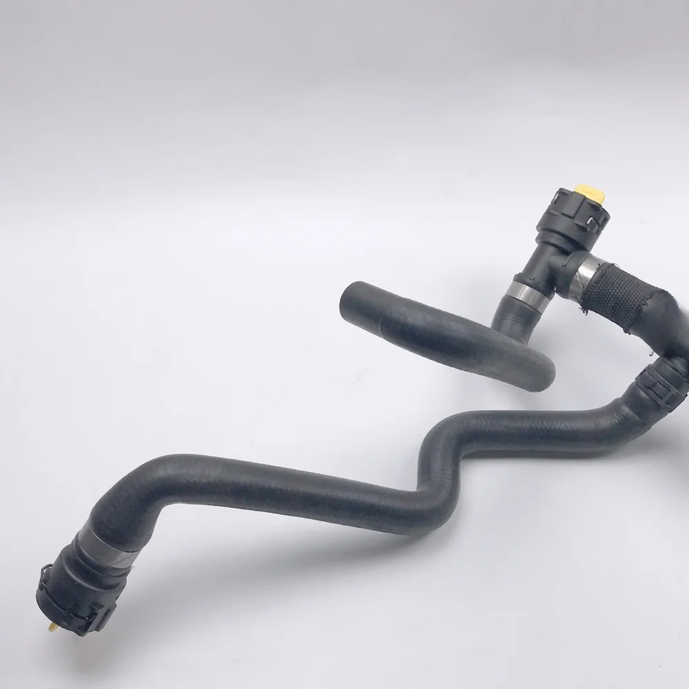 

Car Engine Coolant Water Hose Pipe For Q5 2017-2025 80D122449B 80D122449 Engine Parts Replacement Installation