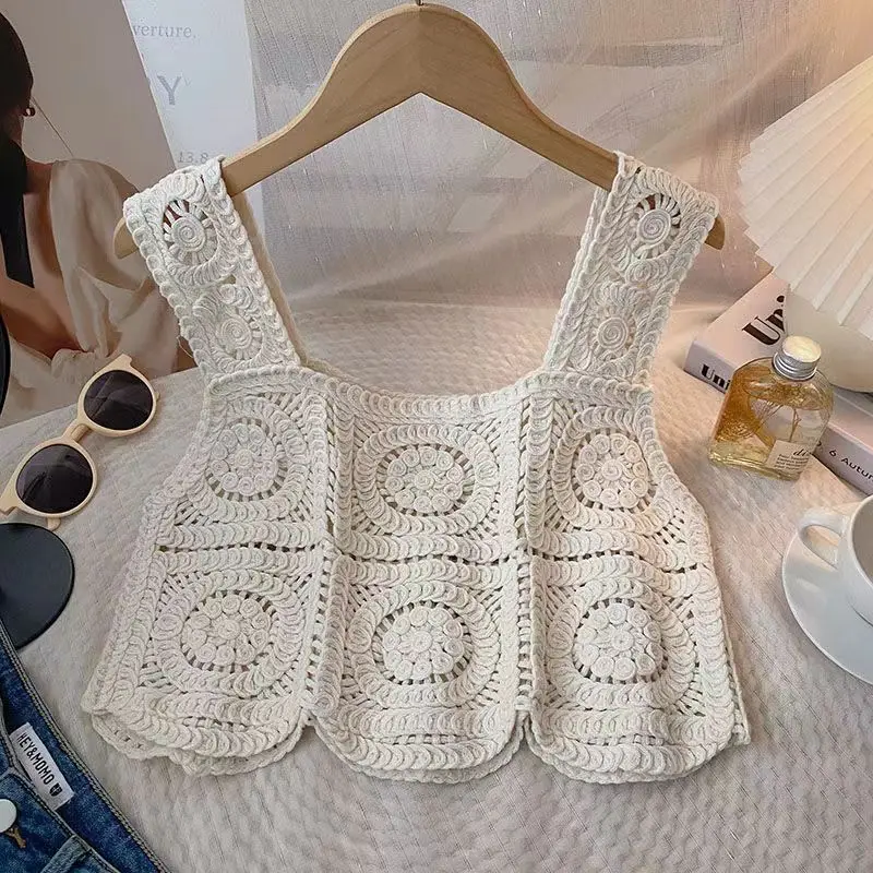 Sleeveless Crochet Top Sheer Embroidery Lace Open-knit Crop Tank Tops for Women Spring Summer Boho Vacation Outfit