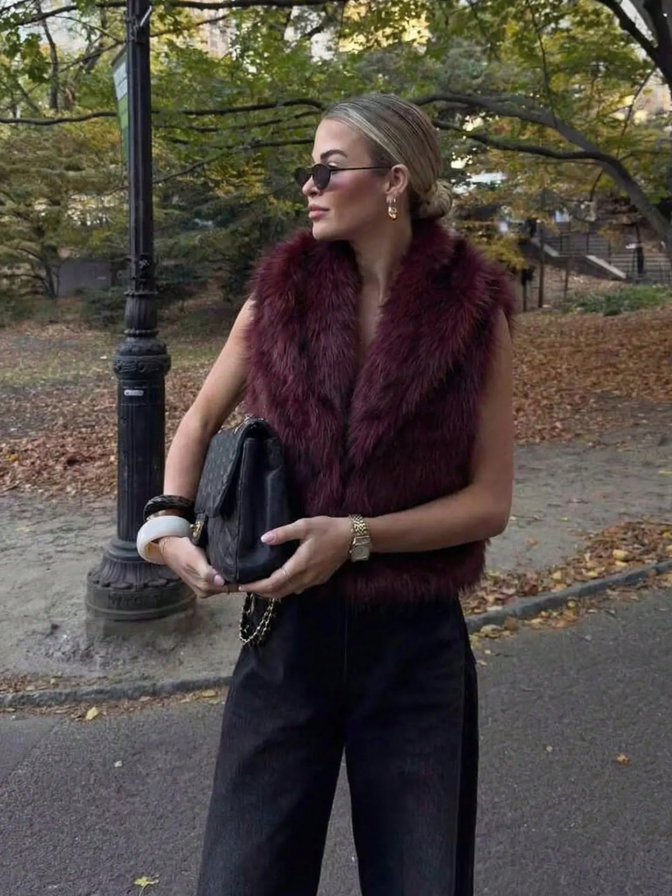 HH Women Elegant Solid Sleeveless Faux Fur Coat Casual Vest Tops V Neck Waistcoat Autumn Winter Street Fashion Commuting Outwear 3