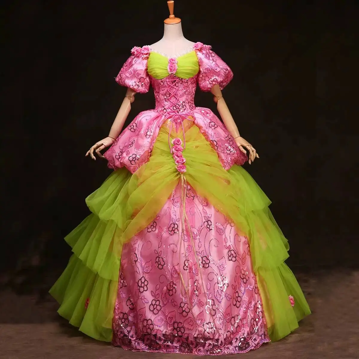 Vestido de Corte Europeo en Rosa y Verde Contrastante, Falda Larga Rococó, Vestido de Princesa de Cuento de Hadas para Representaciones Medievales