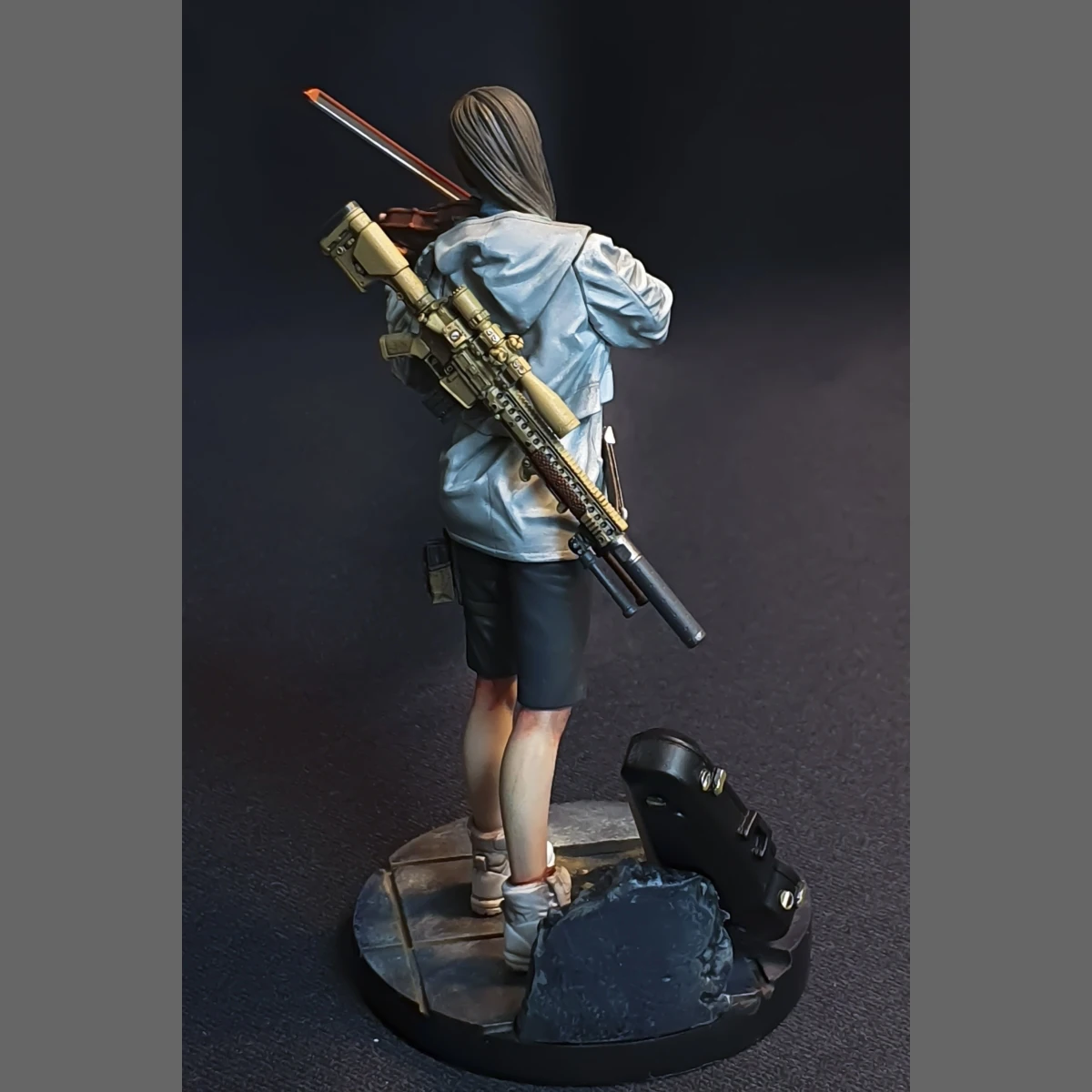 1/20 Resin Unpainted Model Kit, Beautiful Woman theme music Guitar Girl, unassembled and unpainted GK 1135C