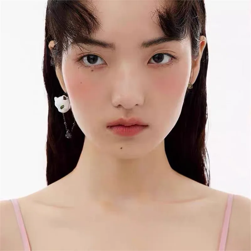 Exaggerated and Eye-catching Large Enamel Mask Cat Earrings Asymmetrical Personality Earrings Retro Green Pupils Cat Eye Earring