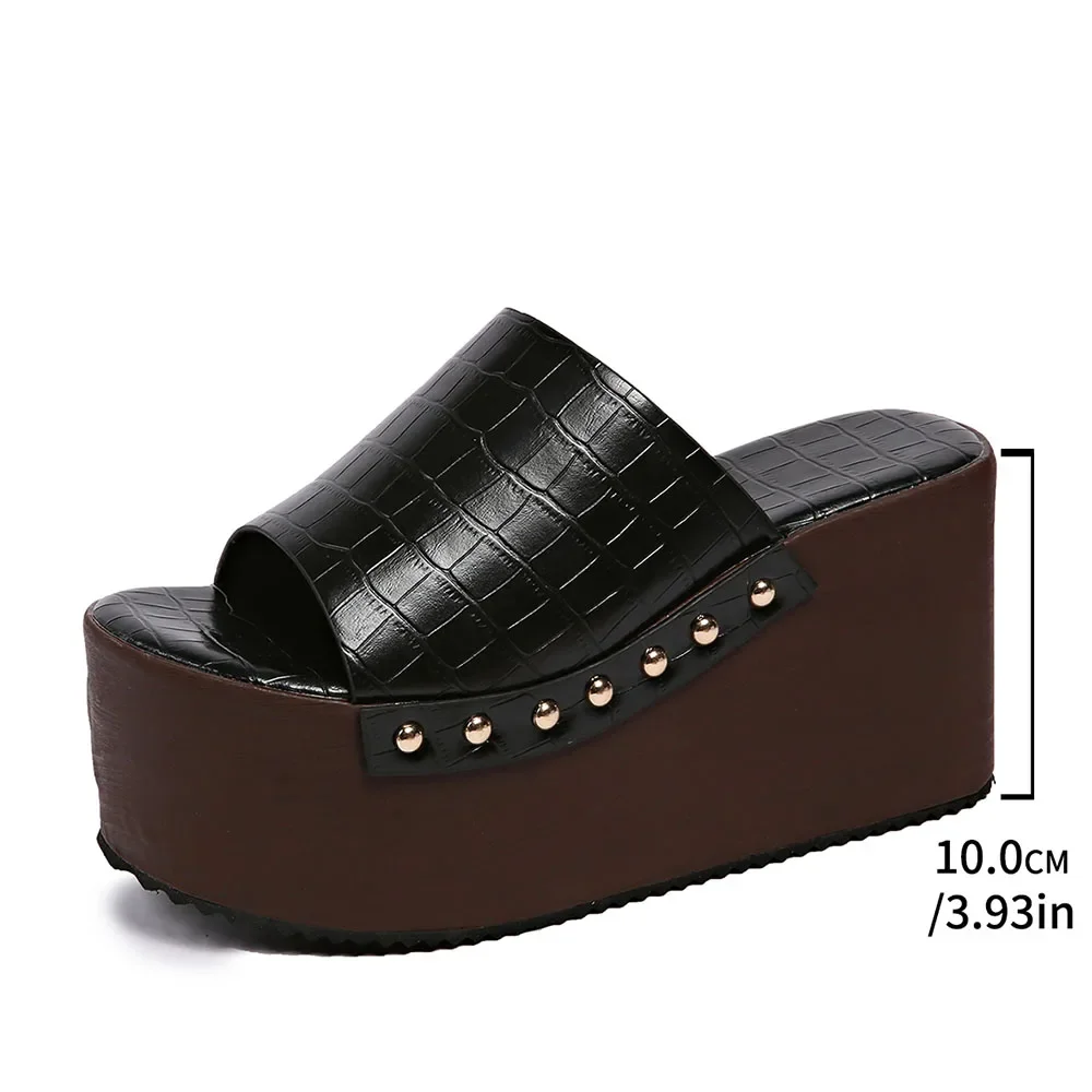 2025 Summer New Rivet Chunky Platform Wedges Women Mules Sandals Punk Thick Sole Slipper Sandals High Heels Sandales Femmes