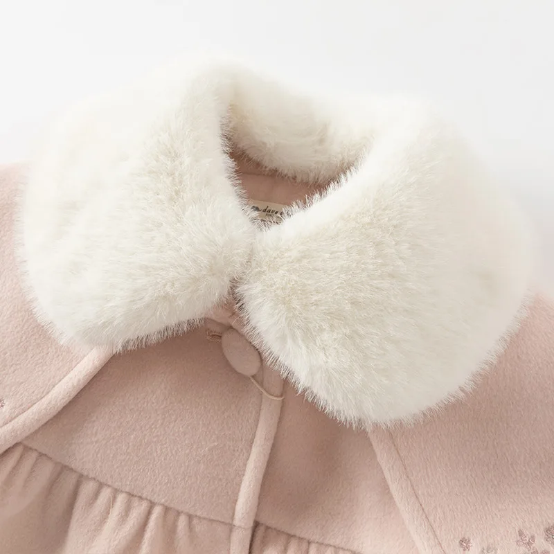 Dave Bella Children Girls Baby Cute Tops Outerwear 2024 New Autumn Winter Casual Sweet Gentle Overcoat Outdoor Warm DB4242652