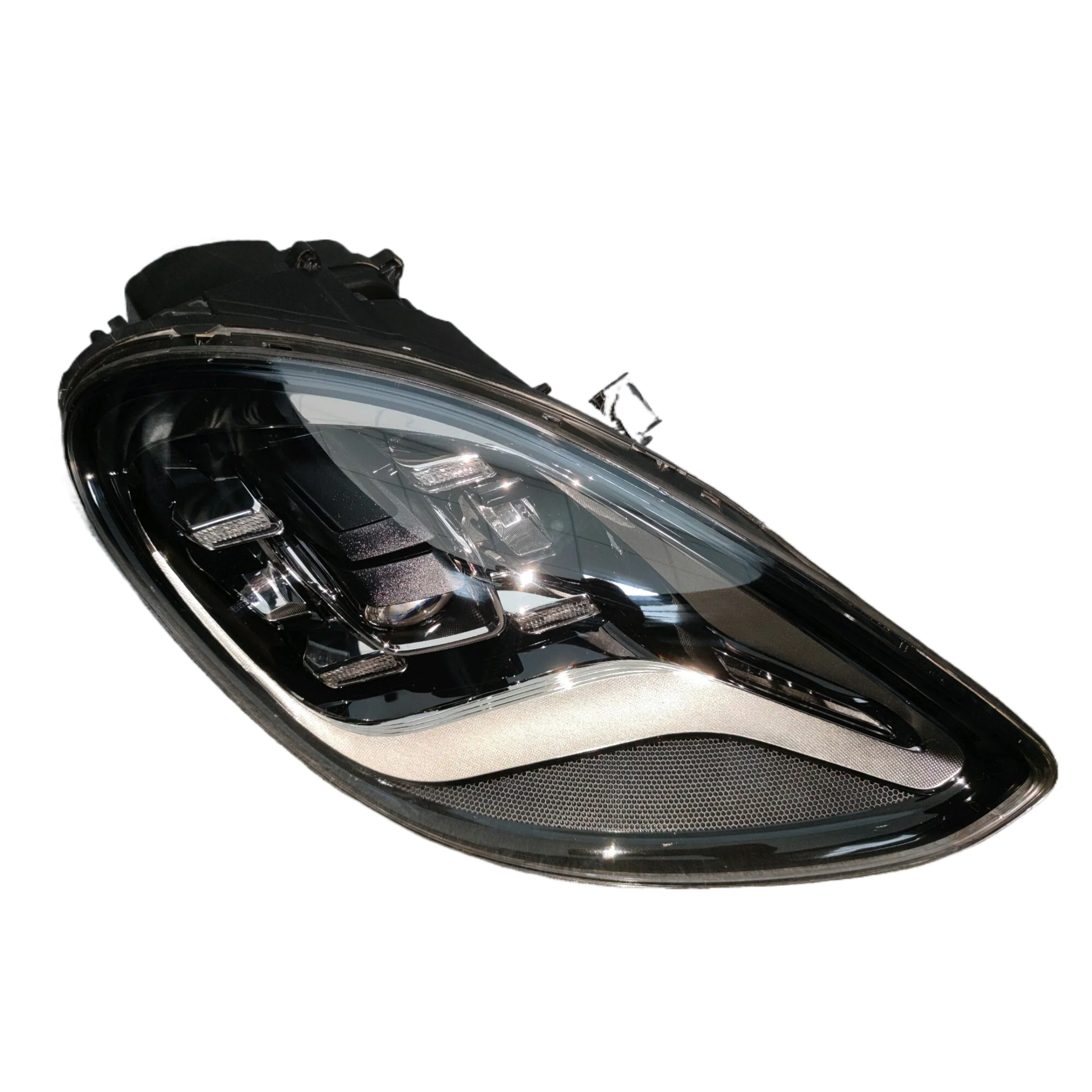 Suitable for Porsche Panamera LED Matrix Headlights 2018 Porsche Panamera Car Lighting System Original Headlights