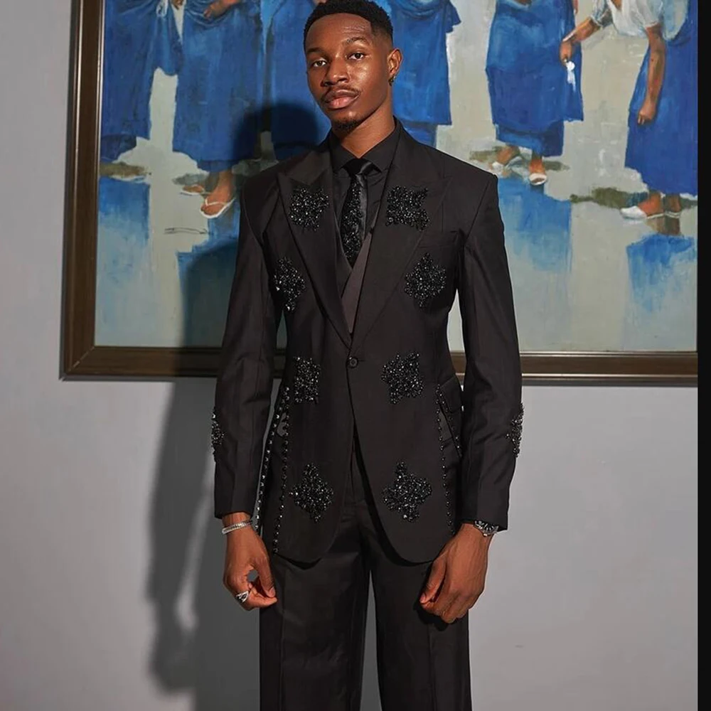 

Роскошный мужской костюм-двойка с кристаллами и бисером: пиджак и брюки. Индивидуальный пошив. Нарядный костюм для жениха. Свадебный смокинг. Трахес для мужчин.