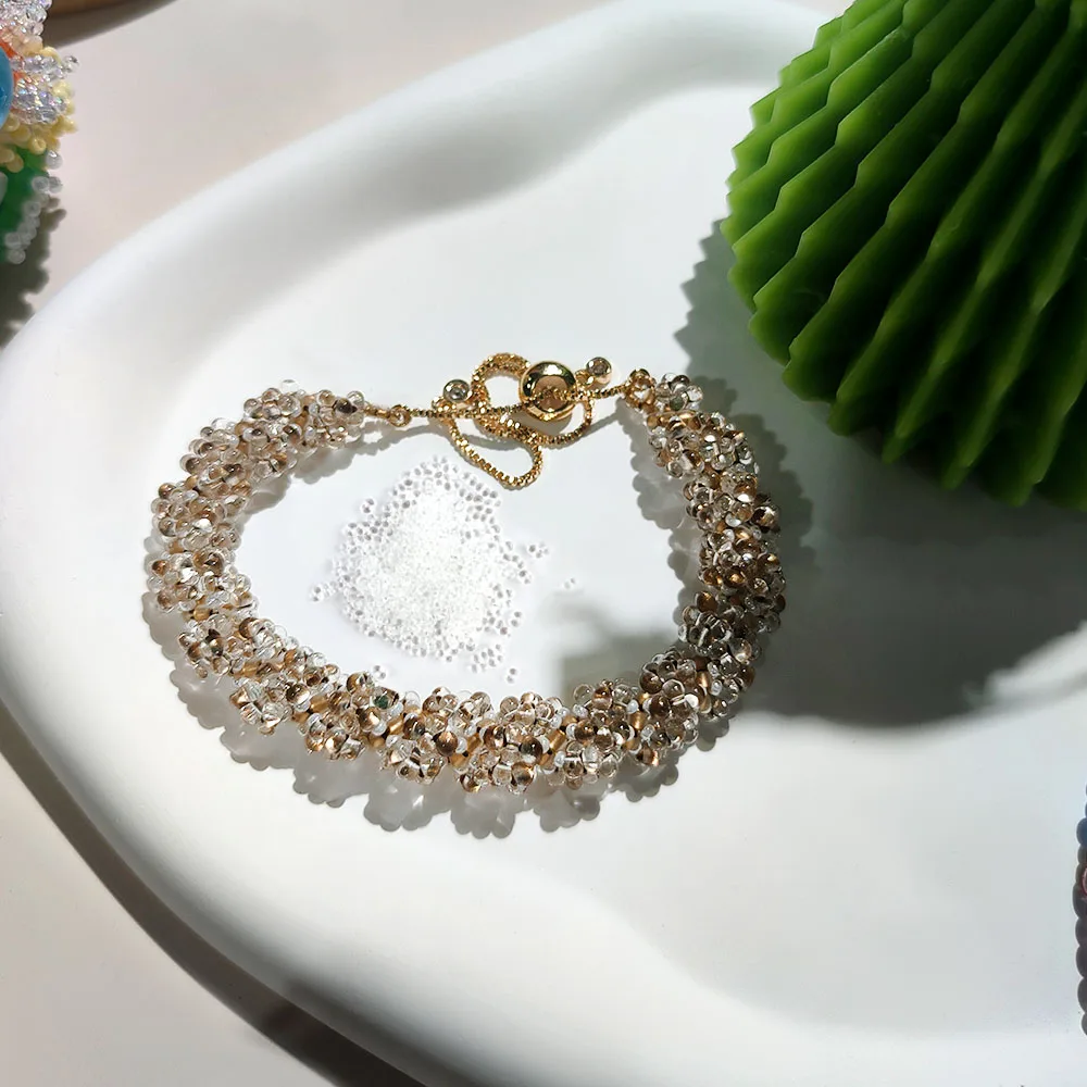 Imported 2/4mm 10g Transparent Peanut Bead Jewelry Accessories from the Czech Republic, Used for Bracelets, Earrings and All Kin