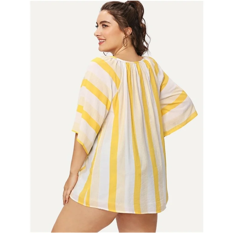 夏の女性用カジュアルブラウス XL5XL プラスサイズ Tシャツ トップス 快適で通気性のあるファッション プラスサイズの女性向け