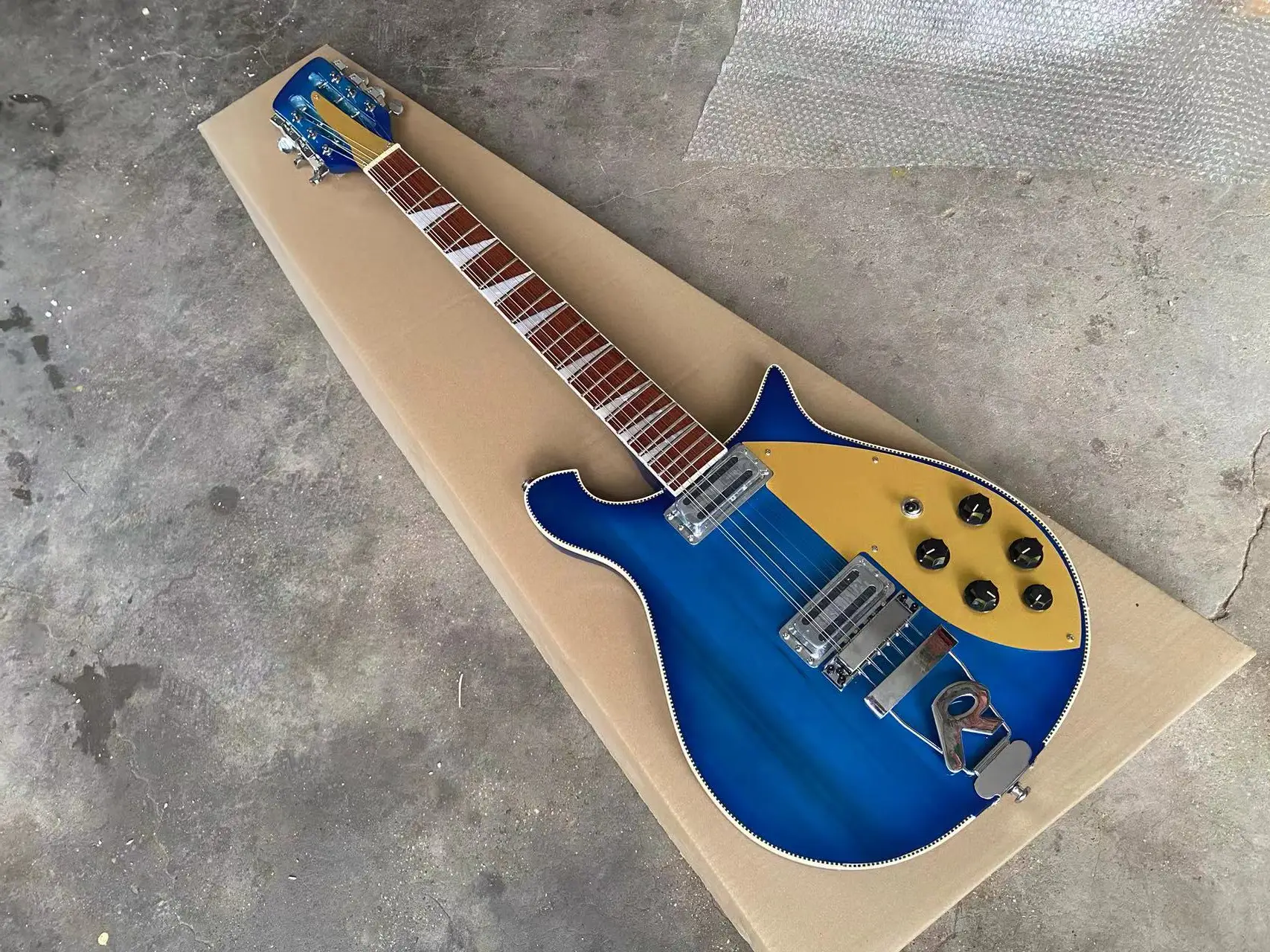 rick en backer guitar 660 12 strings Silver Accessories Rosewood Fingerboard Lulu 628mm metal blue golden guard board