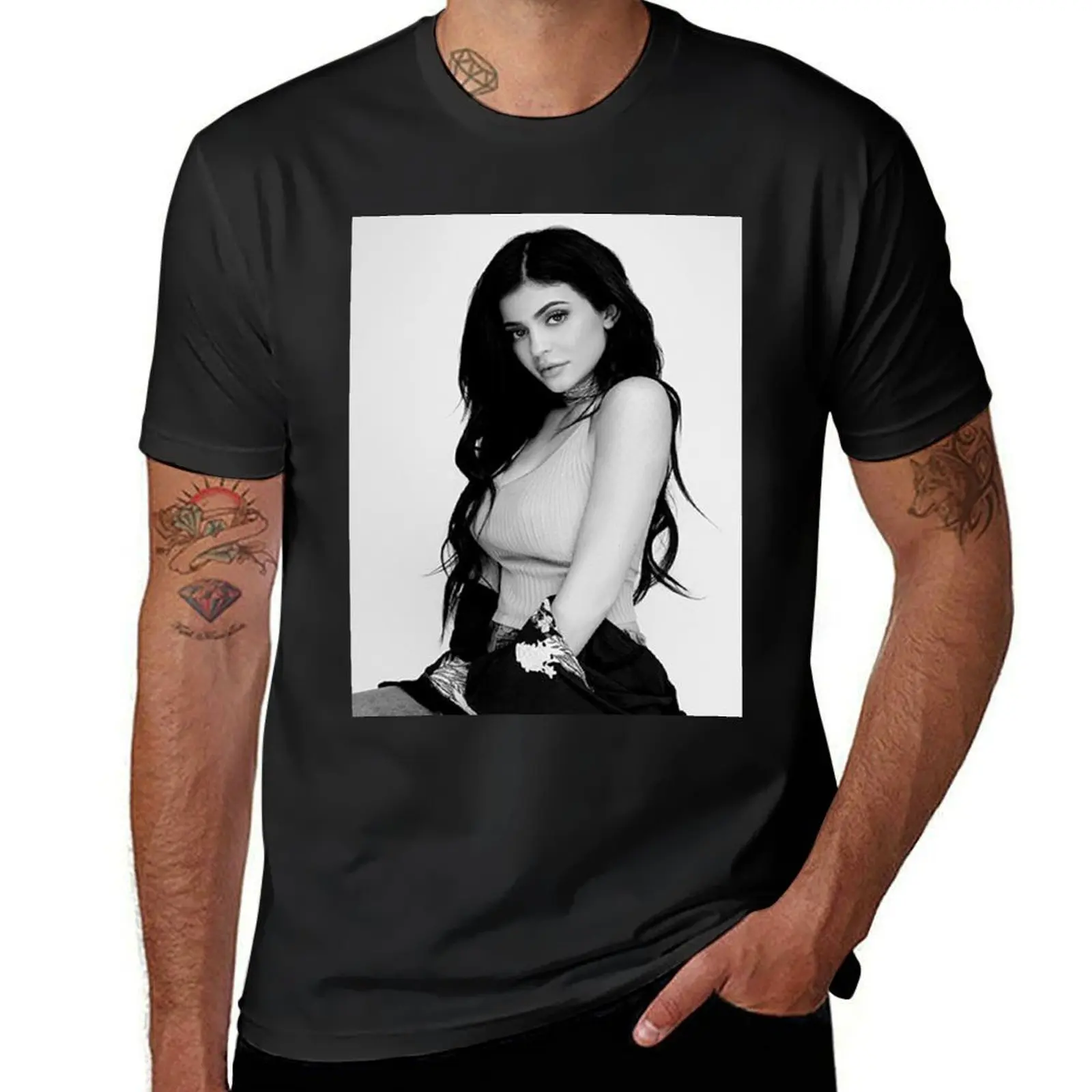 Kylie Jenner T-Shirt vintage clothes funnys Men's cotton t-shirt