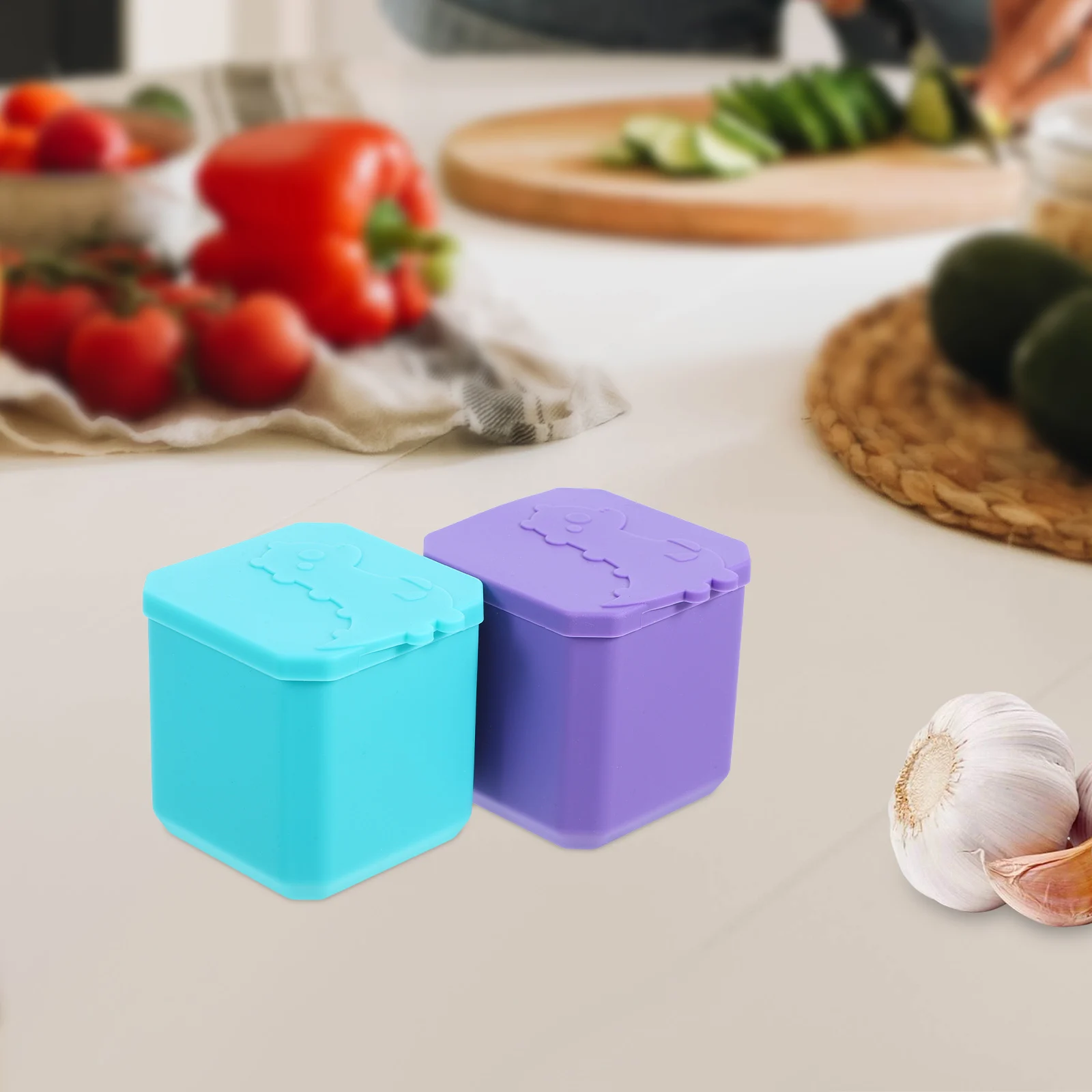 

2pcs Snack Box Sauce Cups Reusable Condiment Containers for Kitchen Picnic BBQ Dressing Jars with Lids Small Silicone Travel