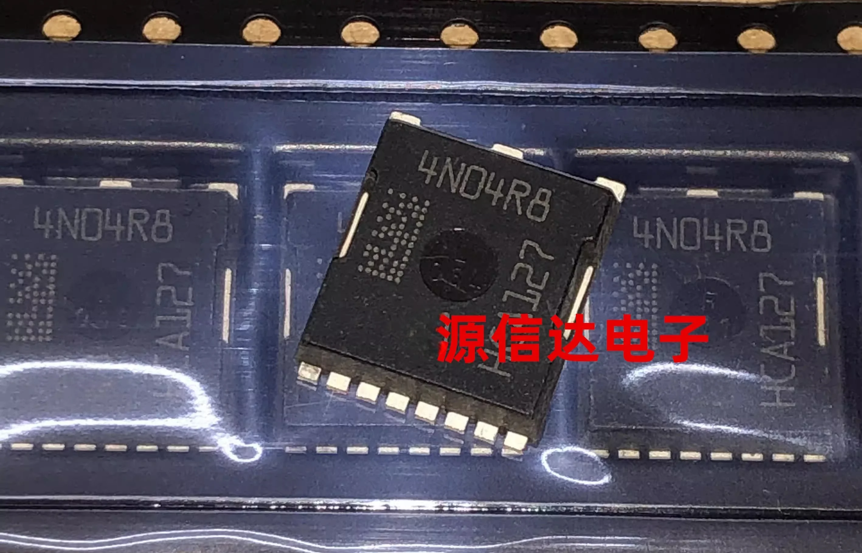 5pcs~100pcs/lot   IPLU300N04S4-R8  4N04R8 300A 40V PG-HSOF-8