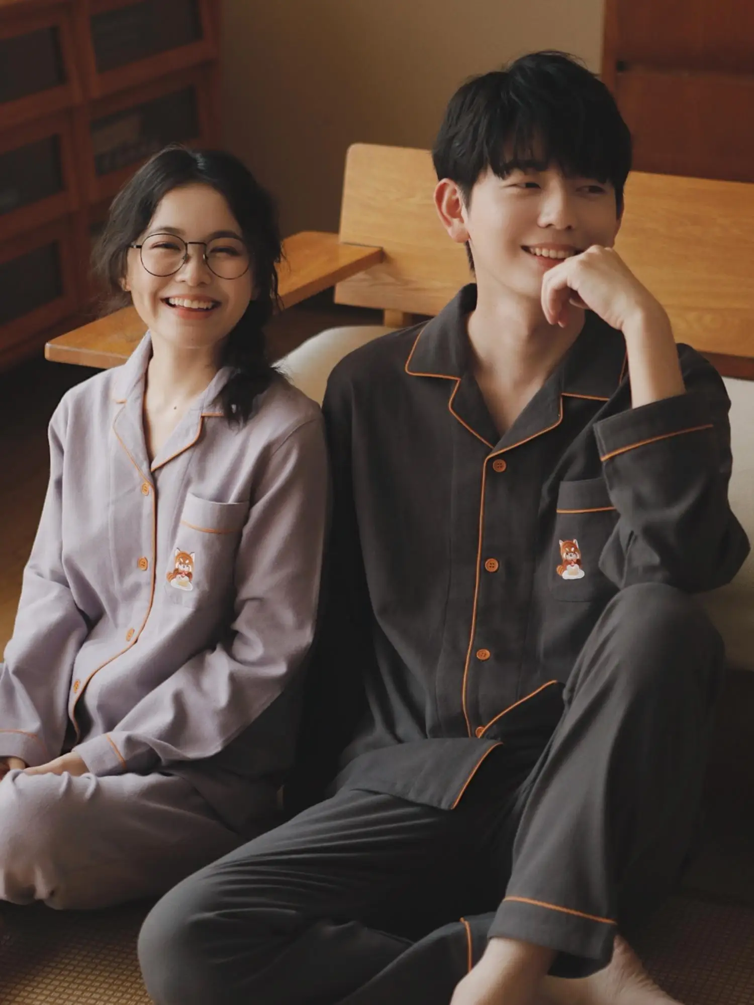 

Милая мультяшная вышитая пижама из чистого хлопкового фланеля для женщин, домашняя одежда для улицы, ночная рубашка на пуговицах с длинным рукавом