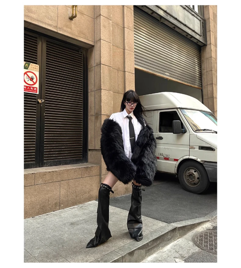 Lautaro Winter Cool Oversized Casual Soft Thick Warm Black Hariy Shaggy Faux Fur Coat Women Turn-down Collar Fluffy Jacket 2023